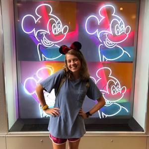 Meet your Posher, Caroline